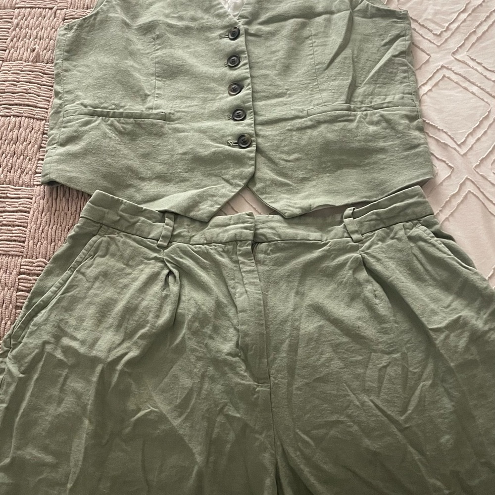 Zara Olive and Cream Vest Set